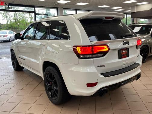 Bright White Clearcoat 2021 Jeep Grand Cherokee SRT