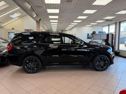 DB Black Clearcoat 2023 Dodge Durango GT Plus