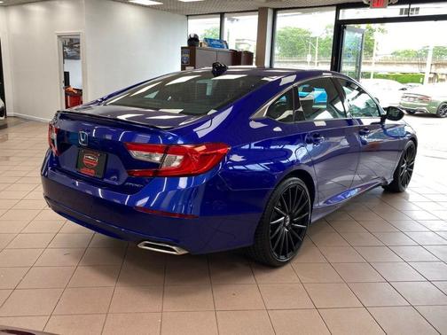 Still Night Pearl 2021 Honda Accord Sport 1.5T