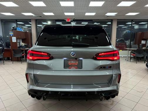2022 BMW X5 M Base