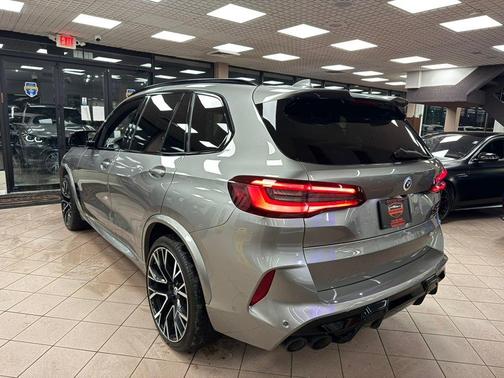 2022 BMW X5 M Base