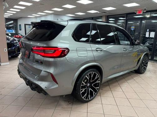 2022 BMW X5 M Base
