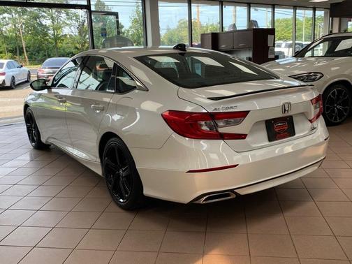 Platinum White Pearl 2021 Honda Accord Sport SE 1.5T