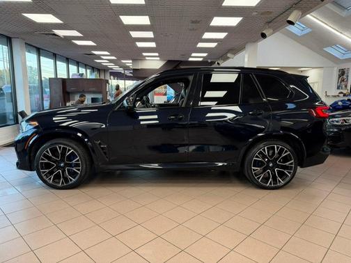 Carbon Black Metallic 2020 BMW X5 M Base
