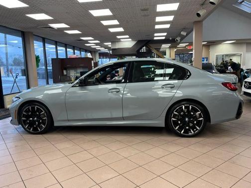 2025 BMW 330 330i xDrive Sedan