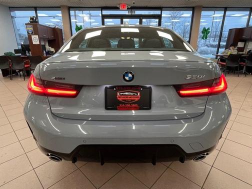 2025 BMW 330 330i xDrive Sedan