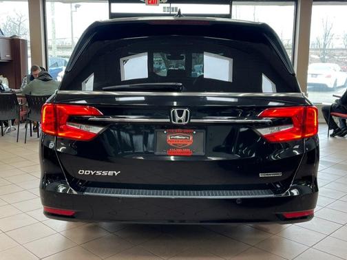 2023 Honda Odyssey Touring Auto
