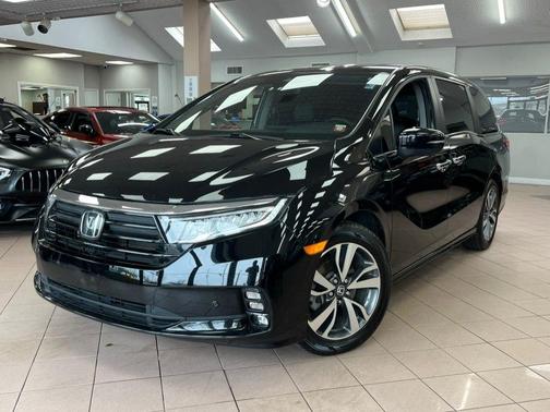 2023 Honda Odyssey Touring Auto