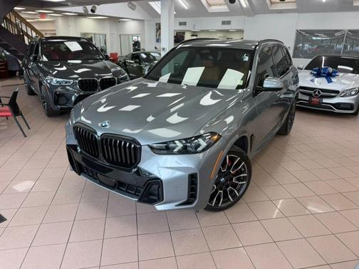 Skyscraper Grey Metallic 2024 BMW X5 xDrive40i Sports Activity Vehicle