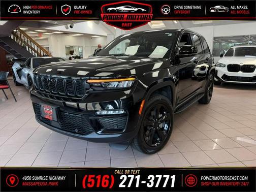 Diamond Black Crystal Pearlcoat 2024 Jeep Grand Cherokee Limited