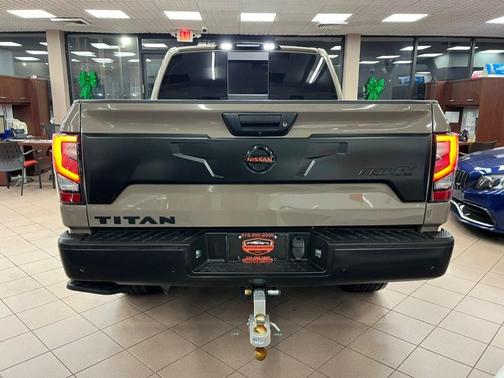 2021 Nissan Titan PRO-4X