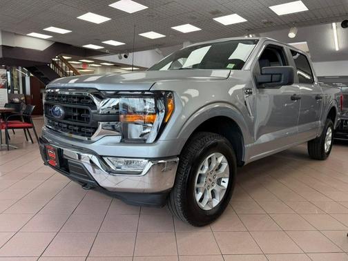 Iconic Silver Metallic 2023 Ford F-150 XLT