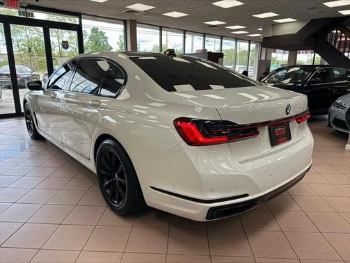 2020 BMW 740 740i xDrive Sedan