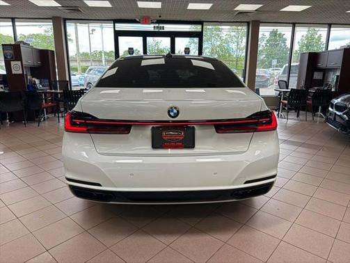 2020 BMW 740 740i xDrive Sedan