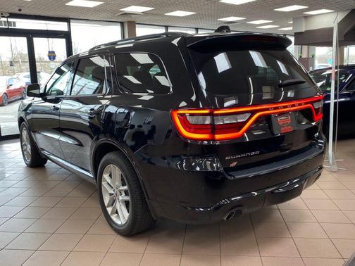 DB Black Clearcoat 2024 Dodge Durango R/T Plus AWD