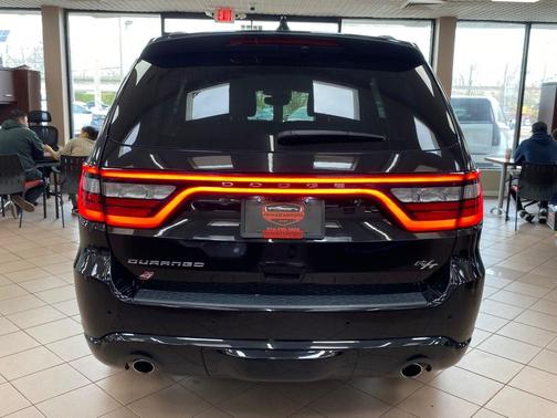 DB Black Clearcoat 2024 Dodge Durango R/T Plus AWD