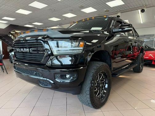Diamond Black Crystal Pearlcoat 2021 RAM 1500 Big Horn/Lone Star