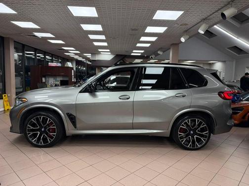 2022 BMW X5 M Base