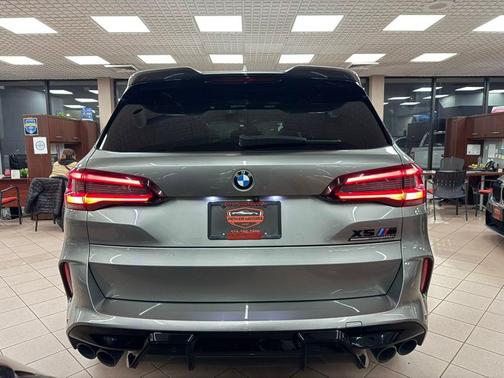 2022 BMW X5 M Base