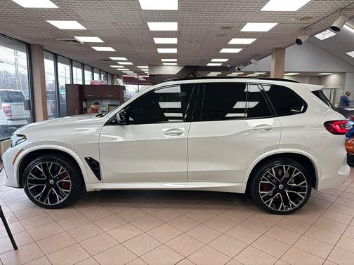 2023 BMW X5 M Base