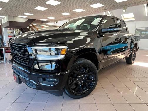 Diamond Black Crystal Pearlcoat 2022 RAM 1500 Rebel