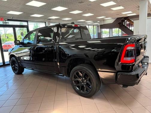 Diamond Black Crystal Pearlcoat 2022 RAM 1500 Rebel