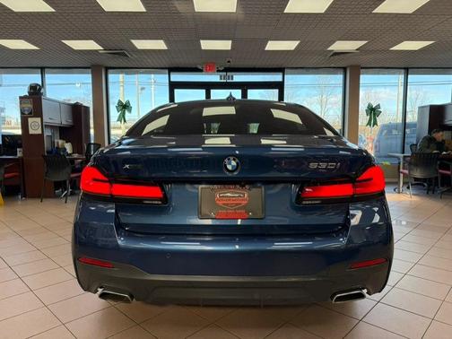 2021 BMW 530 i xDrive