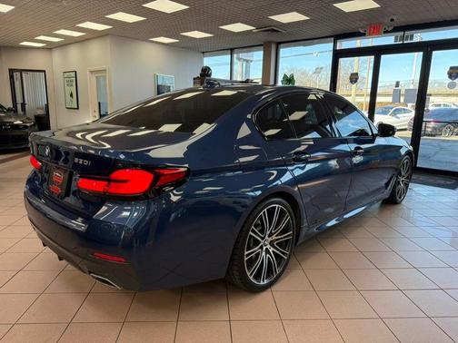 2021 BMW 530 i xDrive