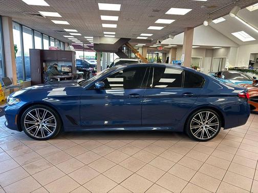 2021 BMW 530 i xDrive