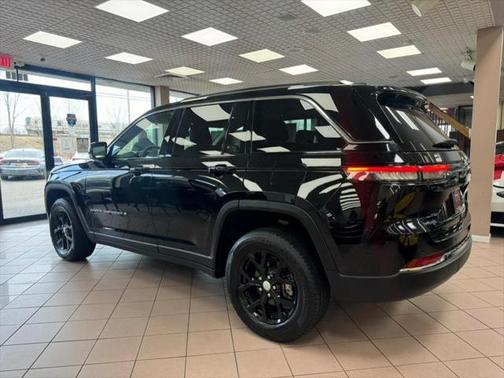 2023 Jeep Grand Cherokee Limited X