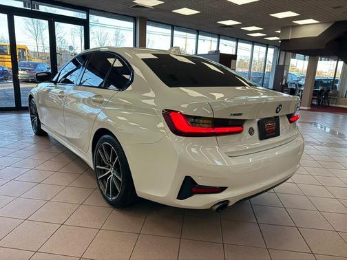 2022 BMW 330 330i xDrive Sedan North America