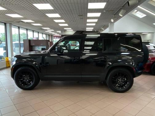 Santorini Black Metallic 2024 Land Rover Defender 110 P300 S