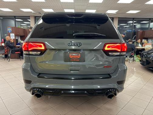 2020 Jeep Grand Cherokee SRT