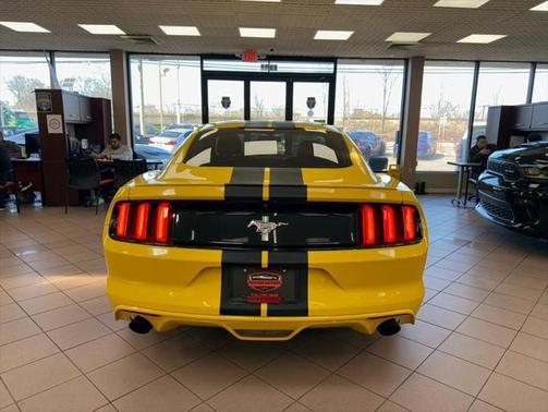 2016 Ford Mustang V6