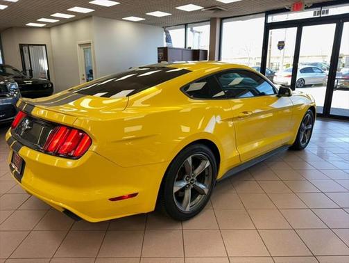 2016 Ford Mustang V6