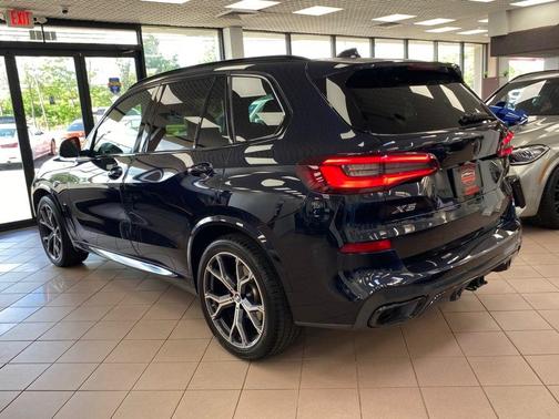 Carbon Black Metallic 2022 BMW X5 xDrive40i Sports Activity Vehicle