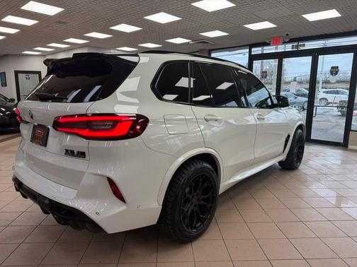 2022 BMW X5 M Base