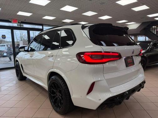 2022 BMW X5 M Base