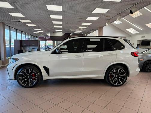2022 BMW X5 M Base