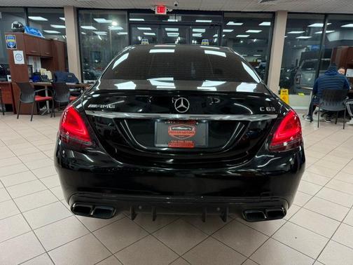 2021 Mercedes-Benz AMG C 63 Base