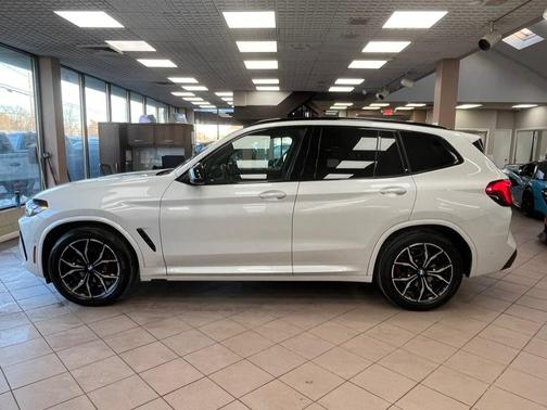2023 BMW X3 M40i