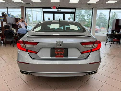 Lunar Silver Metallic 2021 Honda Accord Sport SE 1.5T