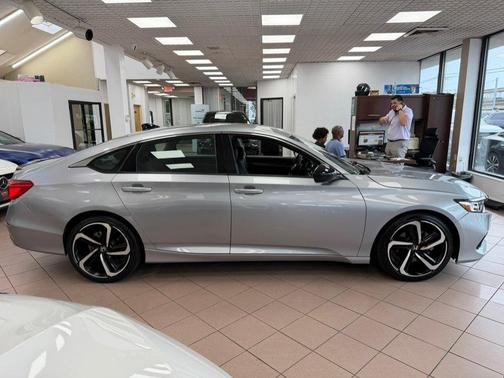 Lunar Silver Metallic 2021 Honda Accord Sport SE 1.5T