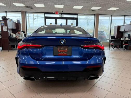 Portimao Blue Metallic 2021 BMW M440 i xDrive