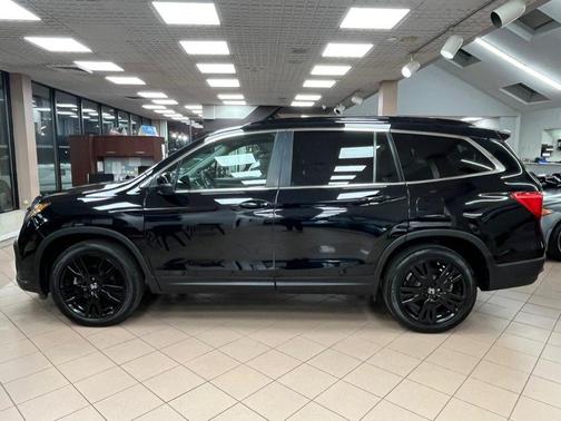 Crystal Black Pearl 2022 Honda Pilot Special Edition