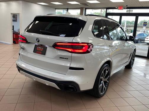 Mineral White Metallic 2022 BMW X5 xDrive40i Sports Activity Vehicle