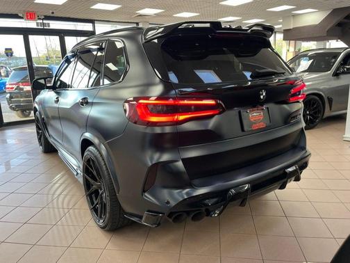 Black Sapphire Metallic 2021 BMW X5 M Base