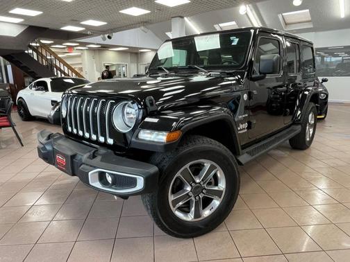 Black Clearcoat 2021 Jeep Wrangler Unlimited Sahara