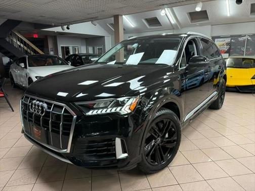 2023 Audi Q7 55 Premium Plus