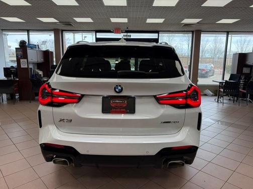 White 2022 BMW X3 xDrive30i